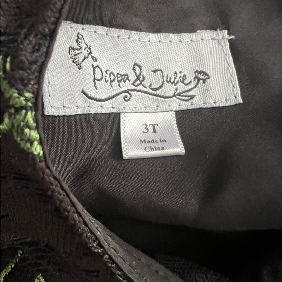 Pippa & Julie Red Roses Dress - Picture 3 of 3